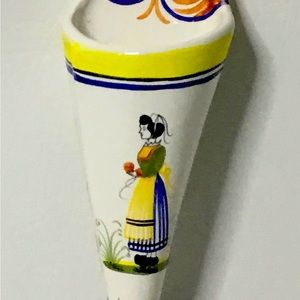 Vtg Henriot Quimper Wall Pocket Vase